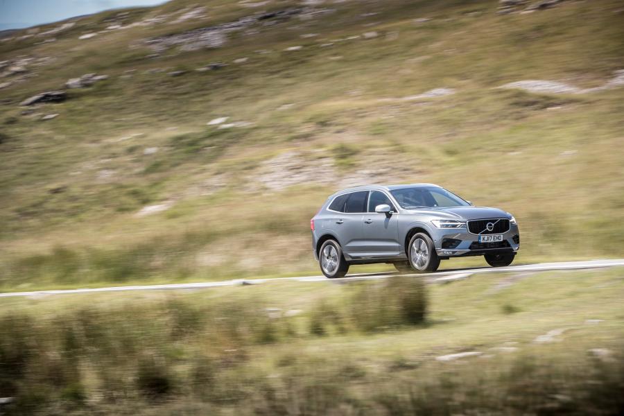  Volvo XC60 D5 R-Deisgn 2017 года  (UK) (фото 39 из 82)